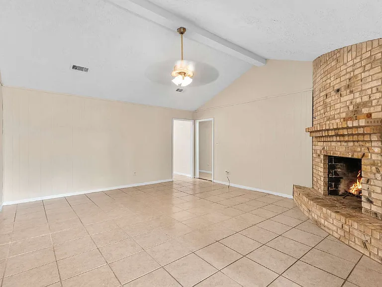 9603 Landry Blvd — Photo 13