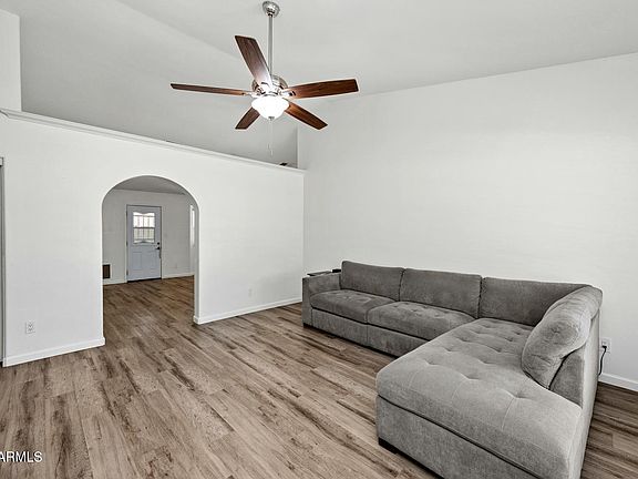 3rd image of 6321 W SIERRA Street