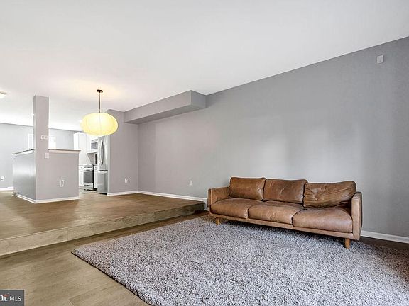 2nd image of 519 Lafayette Blvd