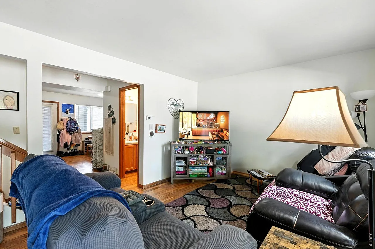 3 bed, 1793 sqft, $2,500 — Photo 4
