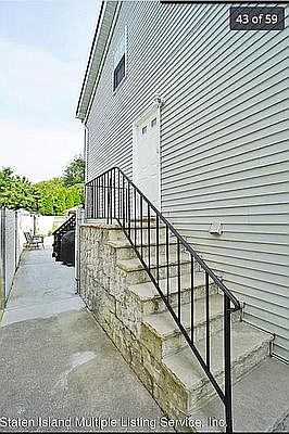 4th image of 1271 N Railroad Ave #1