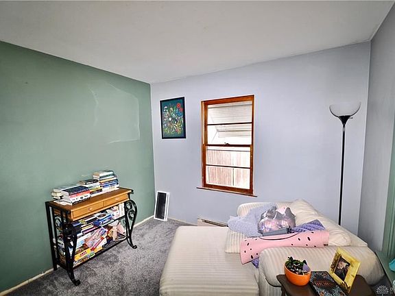 4th image of 722 Gray Ave