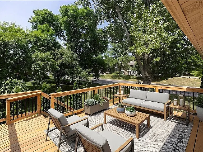 9983 Balmoral Ln — Photo 28