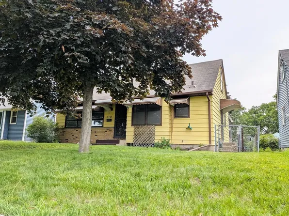 3465 5th St NE, Minneapolis, MN 55418