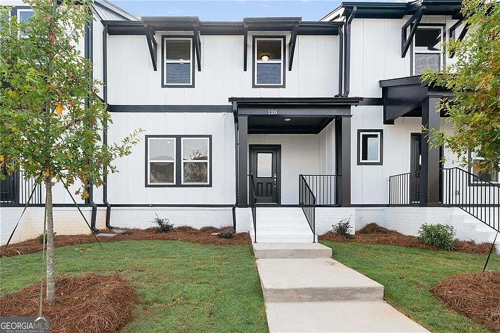 4 bed, 3.5 bath, 2175 sqft, $2,850 — Photo 1
