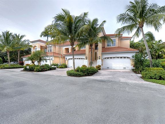 2nd image of 5075 Yacht Harbor Cir APT 604