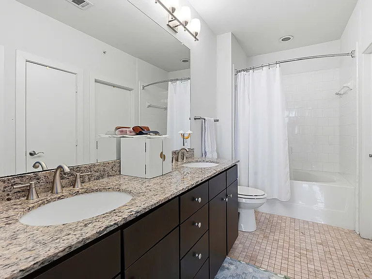 1900 Barton Springs Rd #5021 — Photo 8