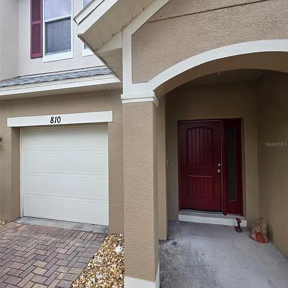 810 Callista Cay Loop — Photo 3