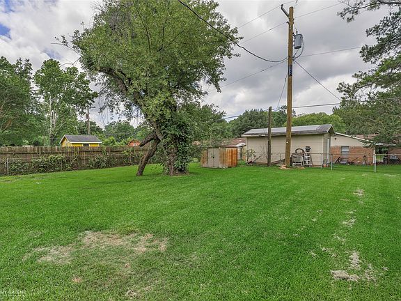 2nd image of 2522 Captain Sawyer Dr