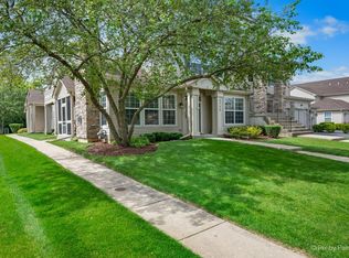 2735 Acorn Ct, Dundee, IL 60118