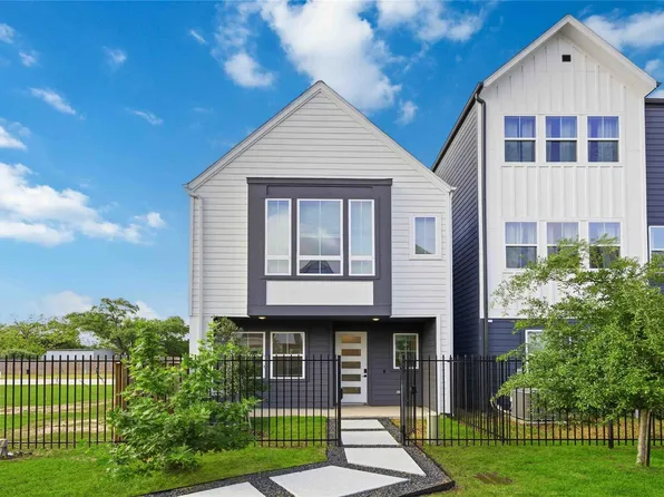 8320 Springwood Canyon Ln, Houston, TX 77055