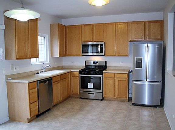 5th image of 344 Southwicke Dr #A