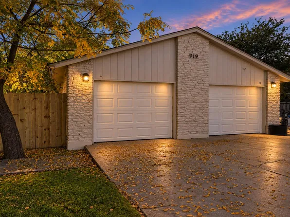 919 Fieldwood Dr, Austin, TX 78758