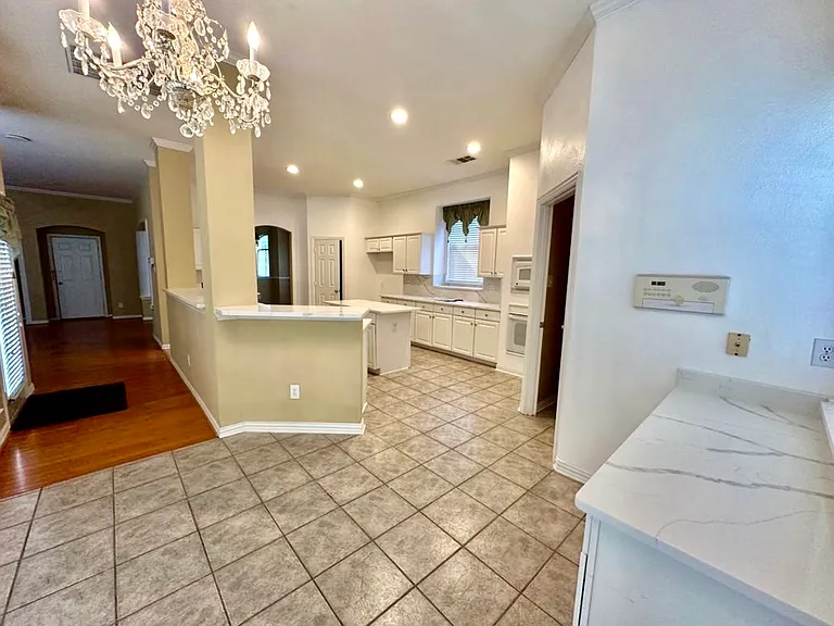 525 Salisbury Dr — Photo 18