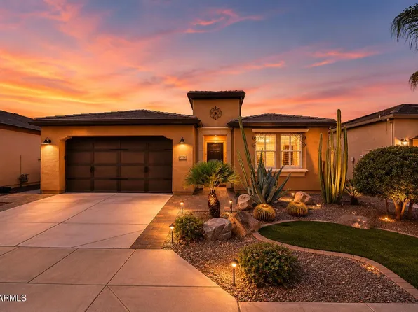 830 E GARDEN BASKET Drive, Queen Creek, AZ 85140