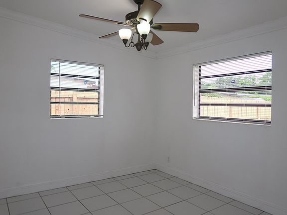 5th image of 5624 Purdy Ln #0