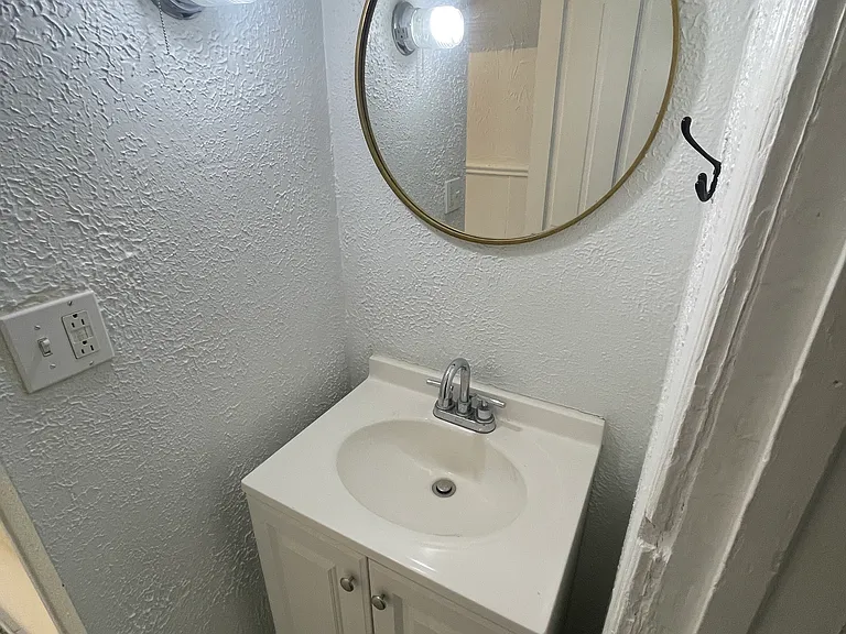 128 S Spring Ave #128 — Photo 27