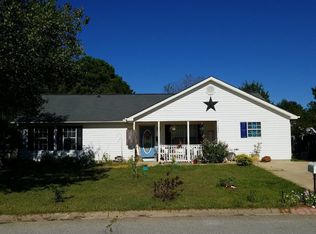 404 Country Gardens Dr, Fountain Inn, SC 29644