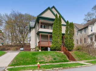 8 McCleary Avenue, Amsterdam, NY 12010