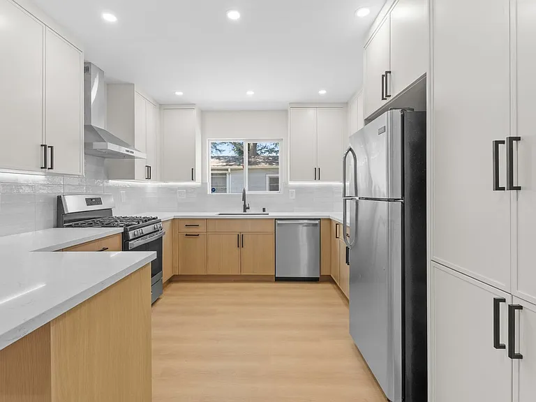 4469 Matilija Ave — Photo 8