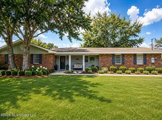 31 Chantilly Ter, Bay Saint Louis, MS 39520