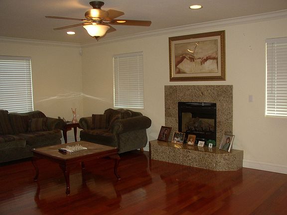 Granite FP, Hardwood Floors