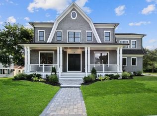 22 Stein Cir, Newton, MA 02459