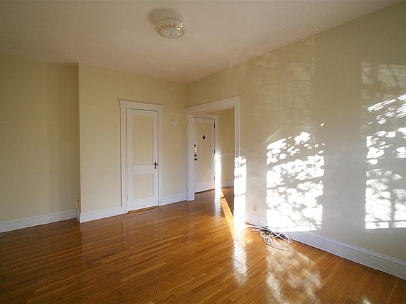 3rd image of 10 Wendell St #8