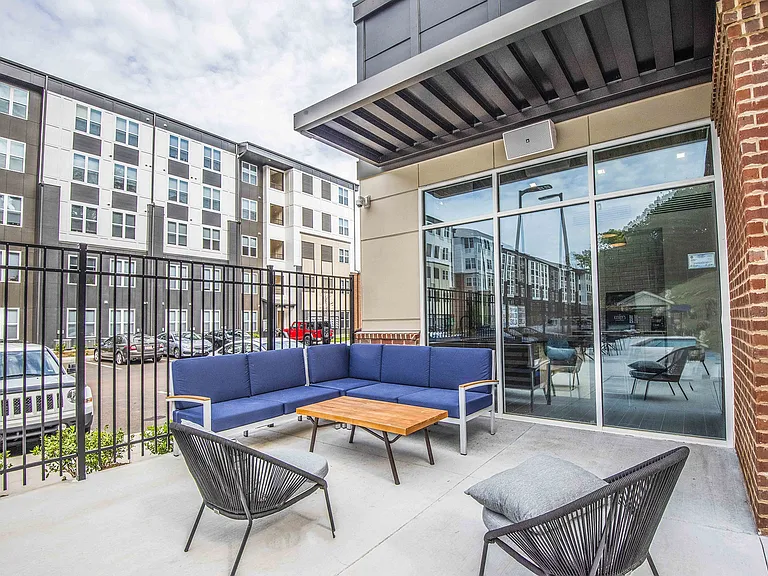 Flagship Kern's Apartments — Photo 18