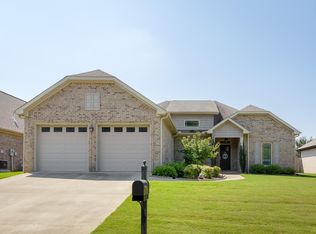 310 Sherborne Ct, Florence, AL 35633