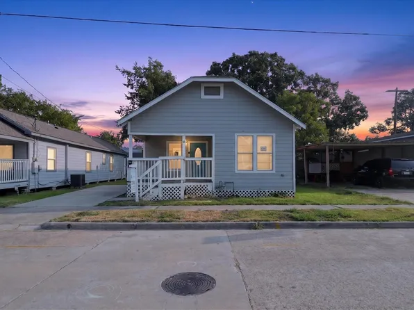 320 E Murrill St, Baytown, TX 77520