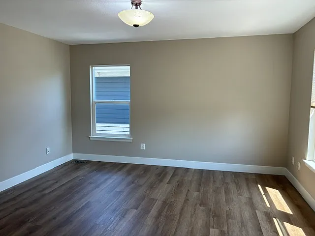 2312 N Xenia St — Photo 25