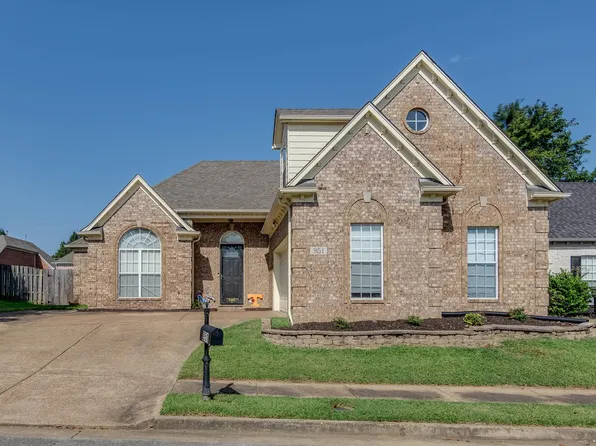 951 W Nesting Wood Cir, Cordova, TN 38018