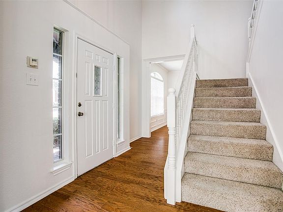 3rd image of 1937 Walters Dr