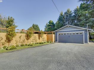 21982 Airport Rd NE, Aurora, OR 97002