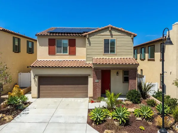 1525 Wildgrove Way, Vista, CA 92081