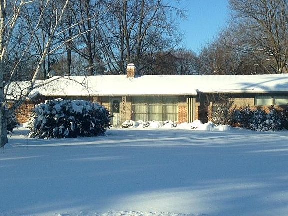 2nd image of 7480 Parkstone Ln