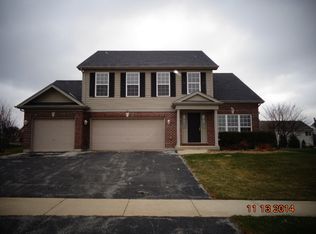 582 Magnolia St, Dekalb, IL 60115