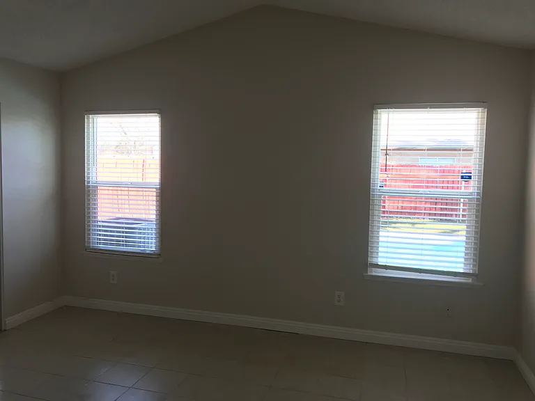 44138 Kirkland Ave — Photo 19