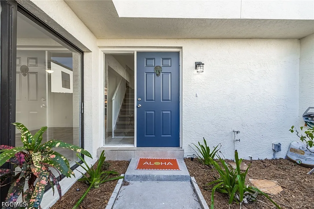3 bed, 2.5 bath, 1557 sqft, $2,000 — Photo 1