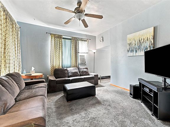 5th image of 1006 Brinton Ave