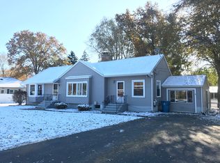 2982 Waldron Rd, Kankakee, IL 60901