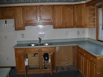 4th image of 3001 W Woodland Dr