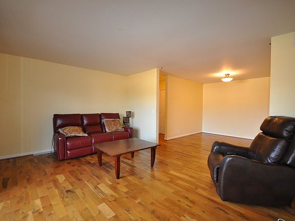 4th image of 515 Basswood Ave #88