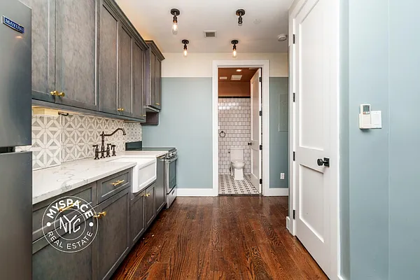Kitchen, photo 3