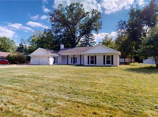 125 Manning Dr, Berea, OH 44017