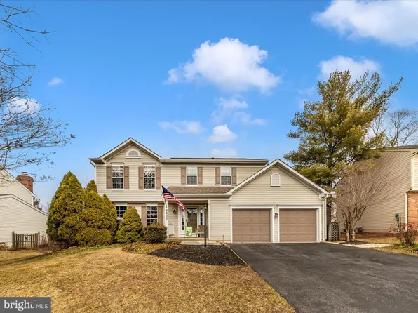 6252 Darlington Ct, Frederick, MD 21703