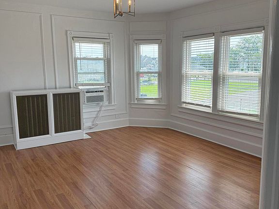 5th image of 181 Garfield Ave
