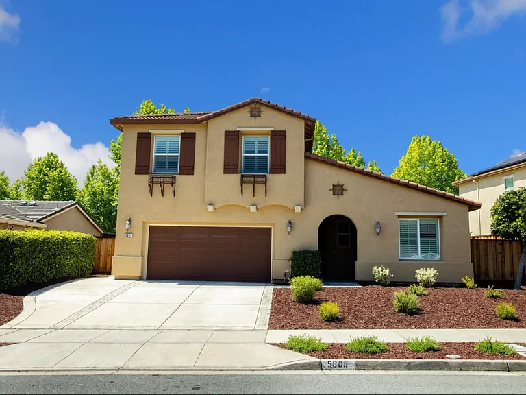 5608 Ashbourne Way — Photo 1