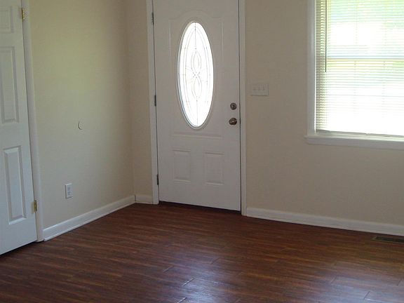 5th image of 509 Bragg Ave